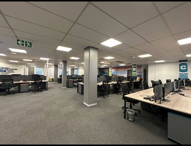 788M² OFFICE TO LET IN DORINGKLOOF